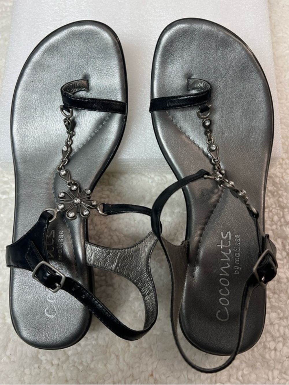Coconuts by Matisse Black Floral Chain T-Strap Sandals
